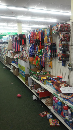 Dollar Store «Dollar Tree», reviews and photos, 140 N Research Pl, Central Islip, NY 11722, USA