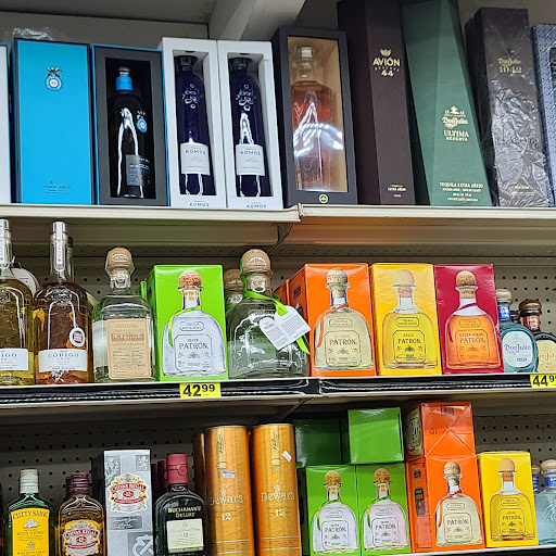 Grocery Store «Archway Market», reviews and photos, 416 M St, Rio Linda, CA 95673, USA