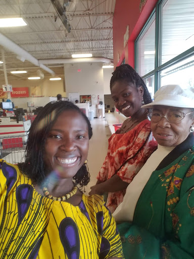 Grocery Store «Save-A-Lot», reviews and photos, 7240 S Stony Island Ave, Chicago, IL 60649, USA