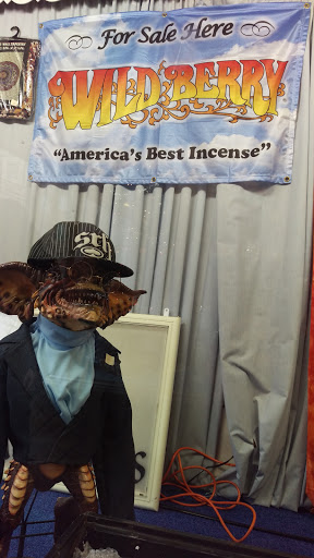 Tobacco Shop «The Glass House», reviews and photos, 536 W Tuscarawas Ave, Barberton, OH 44203, USA