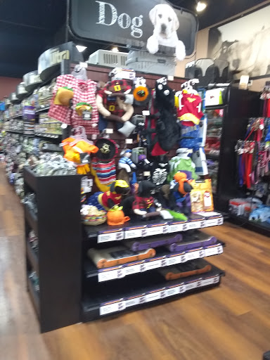 Pet Store «Pet Valu», reviews and photos, 114 Shawan Rd, Hunt Valley, MD 21030, USA