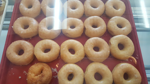 Donut Shop «Central Donut», reviews and photos, 1910 W Braker Ln #700, Austin, TX 78758, USA