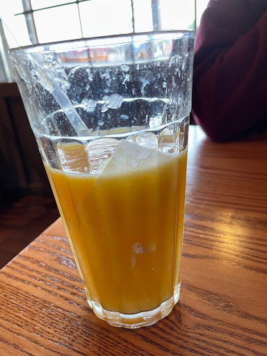 American Restaurant «Cracker Barrel Old Country Store», reviews and photos, 45525 N Interstate 94 Service Dr, Belleville, MI 48111, USA