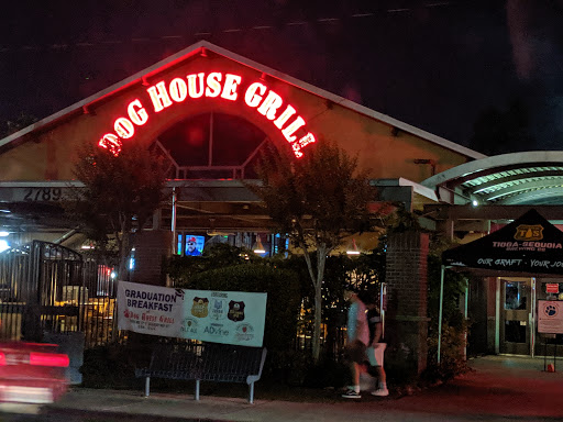 Dog House Grill