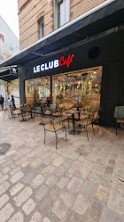 Le Club Café