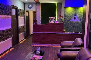 Royal Queen Thai Spa In Thane West | Thai Massage | Deep Tissue Massage | Dry Massage | Jacuzzi | Hammam image