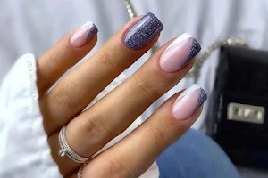 Simonails image