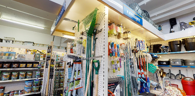 Reviews of Kennedys Mica Hardware in Birmingham - Hardware store