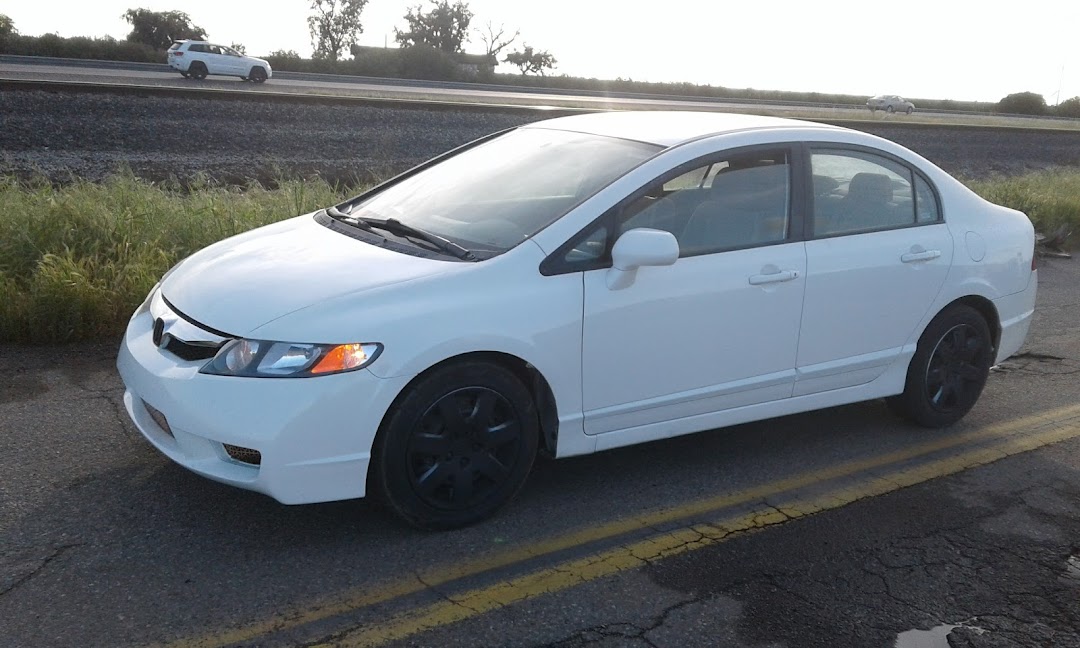 Godinez Auto Body Parts Kerman