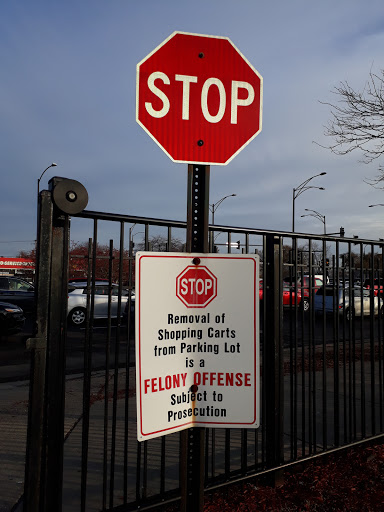 Grocery Store «Save-A-Lot», reviews and photos, 7240 S Stony Island Ave, Chicago, IL 60649, USA