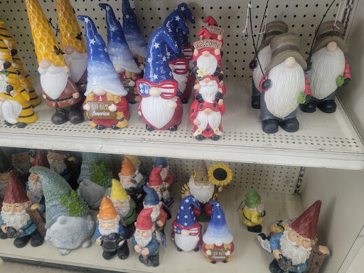 Garden Center «Agriventures Agway», reviews and photos, 126 Housatonic Ave, New Milford, CT 06776, USA