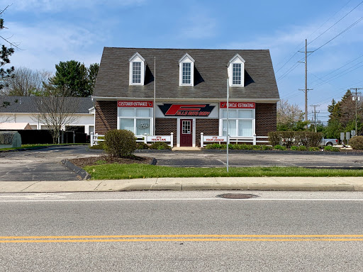 Auto Body Shop «Falls Auto Body», reviews and photos, 20 W Steels Corners Rd, Cuyahoga Falls, OH 44223, USA