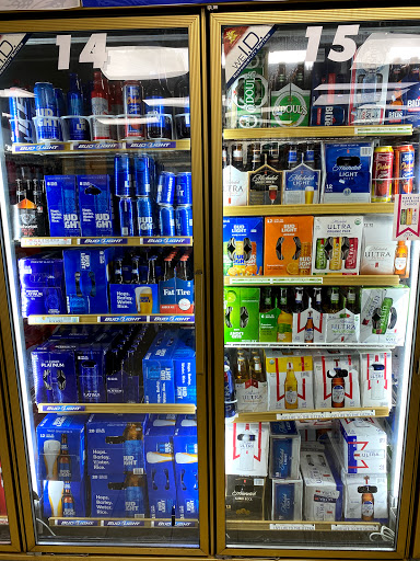 Beer Store «Fenton Party Shop», reviews and photos, 502 W Silver Lake Rd, Fenton, MI 48430, USA