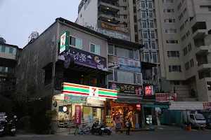 7-Eleven 水社門市 image