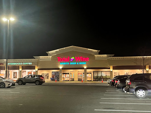 Wine Store «Total Wine & More», reviews and photos, 1451 New Britain Ave, West Hartford, CT 06110, USA