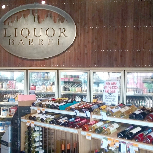 Liquor Store «Liquor Barrel 7th Street», reviews and photos, 665 7th St W, St Paul, MN 55102, USA