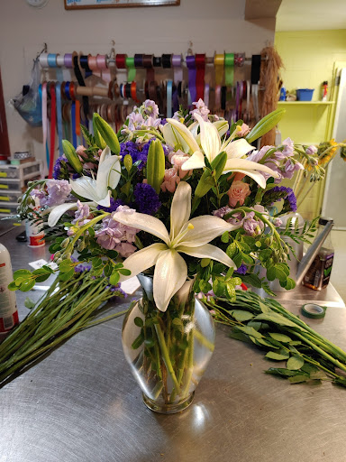 Florist «Marion Smith Florist», reviews and photos, 5904 7th St, Zephyrhills, FL 33542, USA