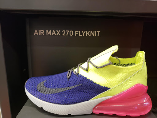 Sportswear Store «Nike Factory Store», reviews and photos, 6800 Oxon Hill Rd #500, Oxon Hill, MD 20745, USA