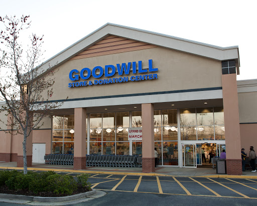 Donations Center «Goodwill Donation Center», reviews and photos