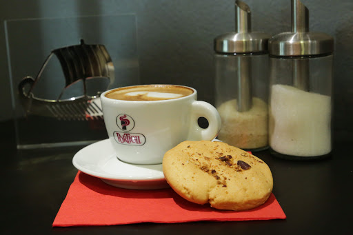 Argo * Coffee and pastries.