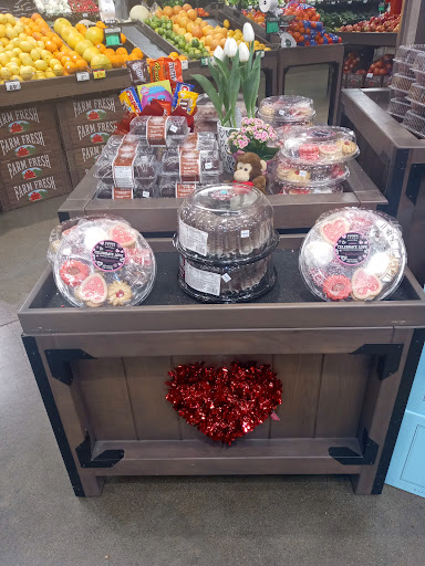 Grocery Store «Fred Meyer», reviews and photos, 801 Auburn Way N, Auburn, WA 98002, USA