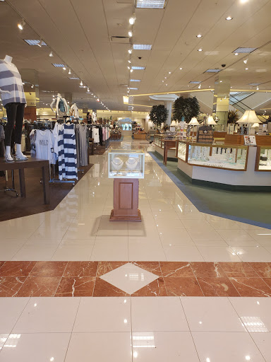 Department Store «Von Maur», reviews and photos, 4000 North Point Cir, Alpharetta, GA 30022, USA