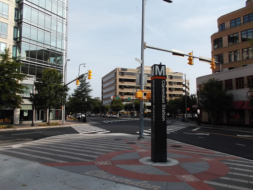 Shipping Service «The UPS Store Clarendon», reviews and photos, 3033 Wilson Blvd Ste E, Arlington, VA 22201, USA