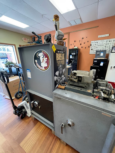 Locksmith «About Town Lock & Safe Co», reviews and photos, 2404 N Dixie Hwy, Fort Lauderdale, FL 33305, USA