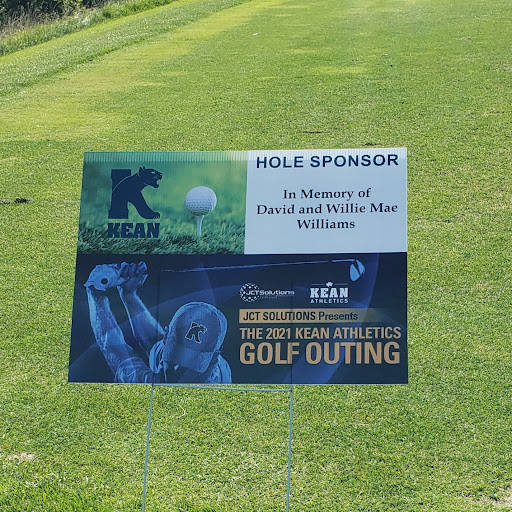 Golf Course «Galloping Hill Park and Golf Course», reviews and photos, 3 Golf Dr, Kenilworth, NJ 07033, USA