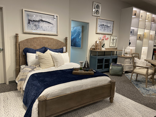 Furniture Store «La-Z-Boy Furniture Galleries», reviews and photos, 4116 Oleander Dr, Wilmington, NC 28403, USA