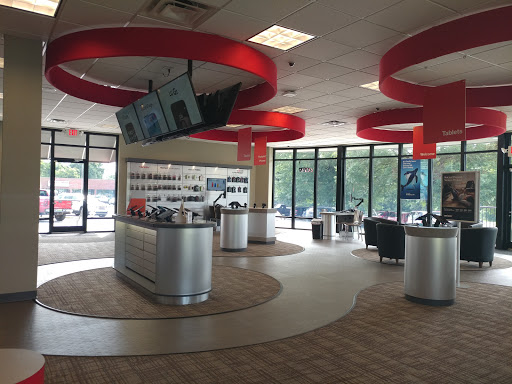 Cell Phone Store «Verizon Authorized Retailer – Cellular Sales», reviews and photos, 2606 Cloverdale Rd, Florence, AL 35633, USA