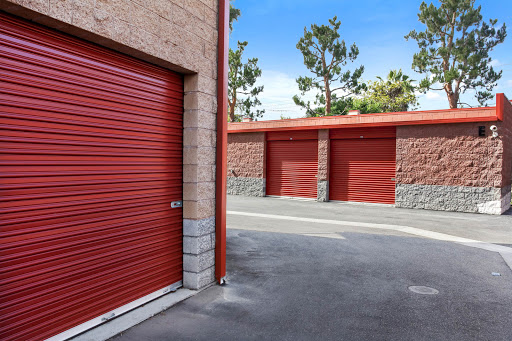 Self-Storage Facility «US Storage Centers», reviews and photos, 2073 Royal Ave, Simi Valley, CA 93065, USA