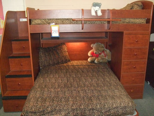 Furniture Store «Showman Furniture», reviews and photos, 2431 Crofton Ln, Crofton, MD 21114, USA