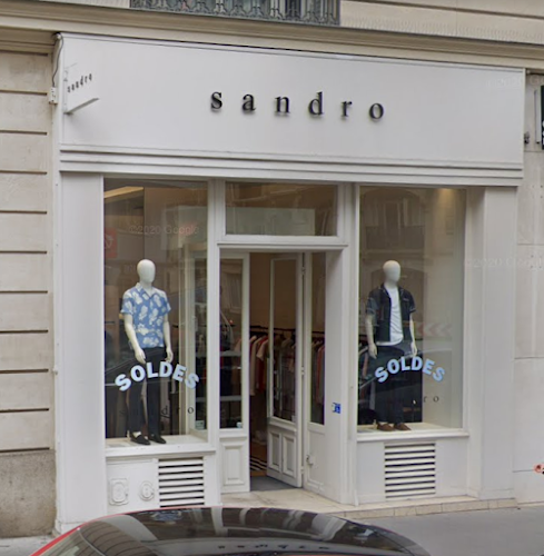 Magasin de vêtements Sandro - Courcelles homme Paris