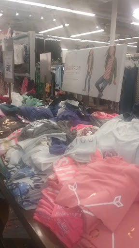 Clothing Store «Old Navy», reviews and photos, 1101 El Camino Real, Redwood City, CA 94063, USA