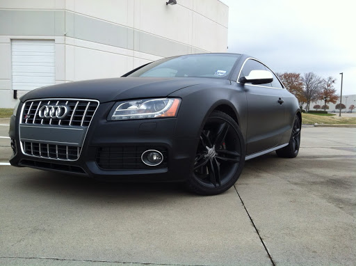 Sign Shop «Titan Wraps», reviews and photos, 826 Office Park Cir #104, Lewisville, TX 75057, USA