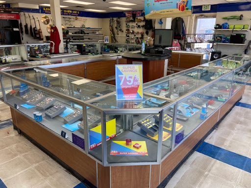 Pawn Shop «EZPAWN», reviews and photos, 7620 W Colfax Ave, Lakewood, CO 80214, USA