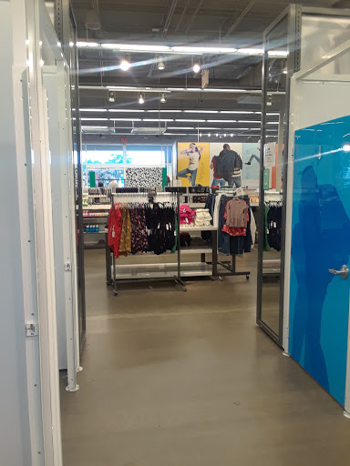 Clothing Store «Old Navy», reviews and photos, 868 N E Mall Blvd, Hurst, TX 76053, USA