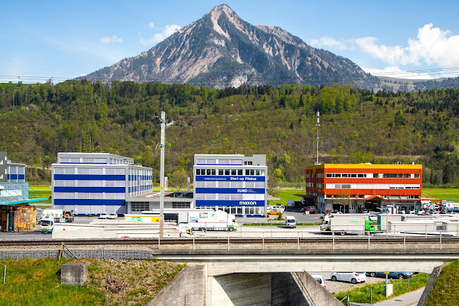 Rezensionen über XUND Bildungszentrum Gesundheit Zentralschweiz in Sarnen - Schule