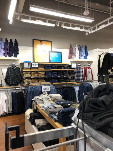 Clothing Store «Gap Outlet», reviews and photos, 55 Bay St, Long Beach, CA 90802, USA
