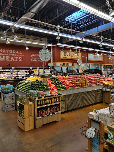 Grocery Store «Fresh Thyme Farmers Market- Troy MI», reviews and photos, 901 E Big Beaver Rd, Troy, MI 48083, USA