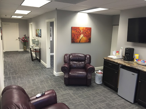 Used Car Dealer «Midwest Auto Sales», reviews and photos, 6830 Washington Ave S, Eden Prairie, MN 55344, USA