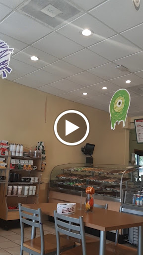 Bakery «Krispy Kreme Doughnuts», reviews and photos, 2128 W Brandon Blvd, Brandon, FL 33511, USA