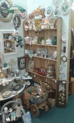 Antique Store «Treasures At Century Plaza», reviews and photos, 3702 Century Dr, Fort Smith, AR 72903, USA