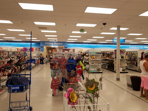 Clothing Store «Ross Dress for Less», reviews and photos, 5220 Jimmy Lee Smith Pkwy, Hiram, GA 30141, USA