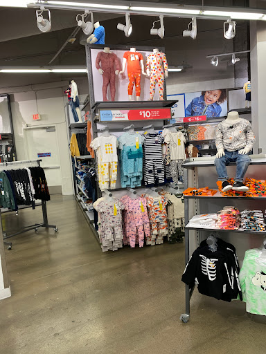 Clothing Store «Old Navy», reviews and photos, 634 Spectrum Center Dr, Irvine, CA 92618, USA