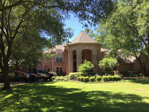 Resolution Roofing Corp in Houston, Texas