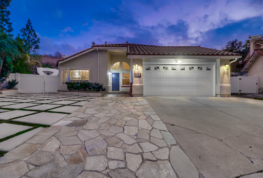 Team Manzon Real Estate - Coldwell Banker West image