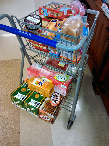 Grocery Store «Kroger», reviews and photos, 25780 Middlebelt Rd, Farmington Hills, MI 48336, USA