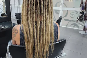 Unique Afrique Hair Extensions image